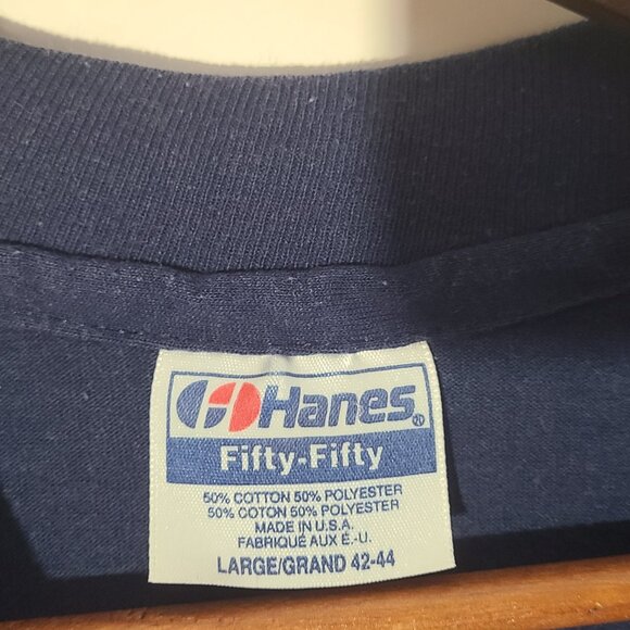 Vtg 1990 Blue Sailboat Graphic Texture Gold Sail Large T-Shirt Single Stitch USA - Picture 4 of 7